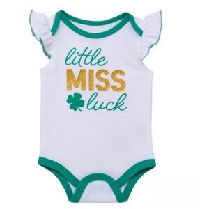 BABY STARTER SHAMROCK NEWBORN ONESIE BODYSUIT WHITE GREEN LUCK NWT